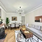Gare Du Nord Prestige Family For 6 *