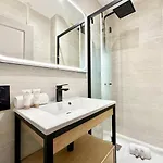 Gare Du Nord Prestige Family For 6 * París